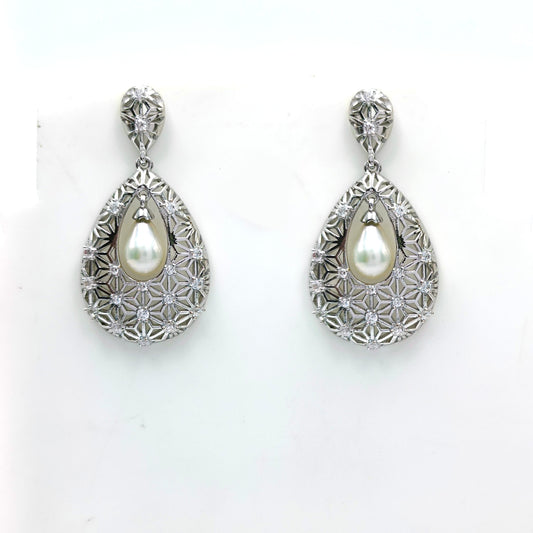 Pearl Drop Earrings