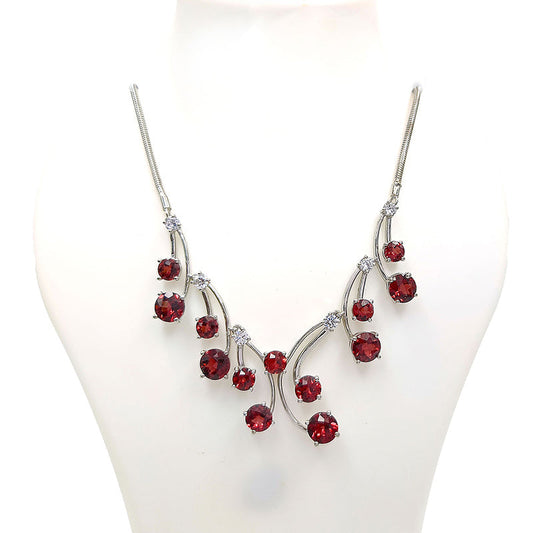 Garnet Round Necklace