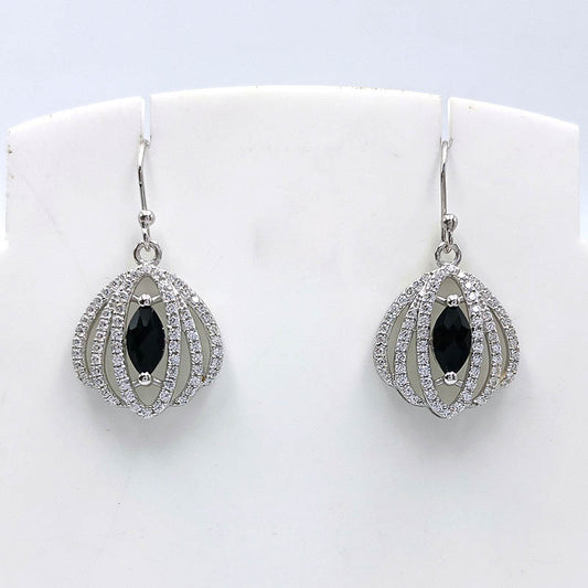 Black Spinel Shell Fan Earrings